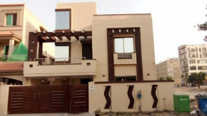 2 bedrooms private lower portion Lahore